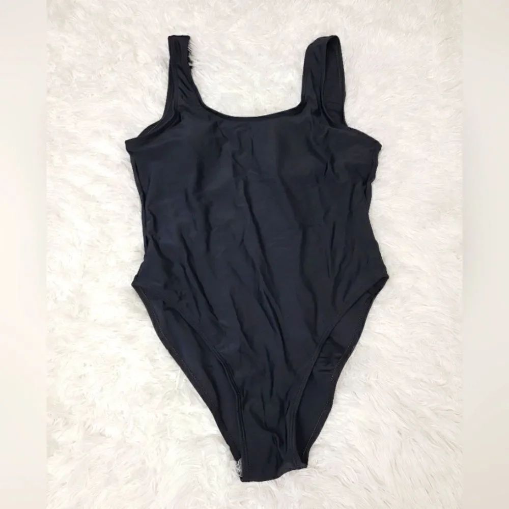 NWOT Swimsuit One Piece Solid Black Lower Back Round Neck Solid Black Size M